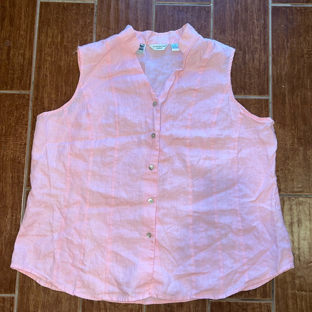 Richard Malcolm women's pink shirt size 2X.